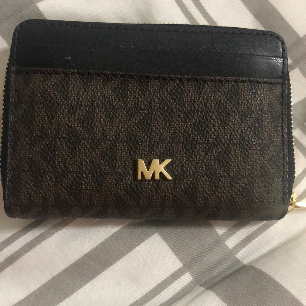 MK small wallet